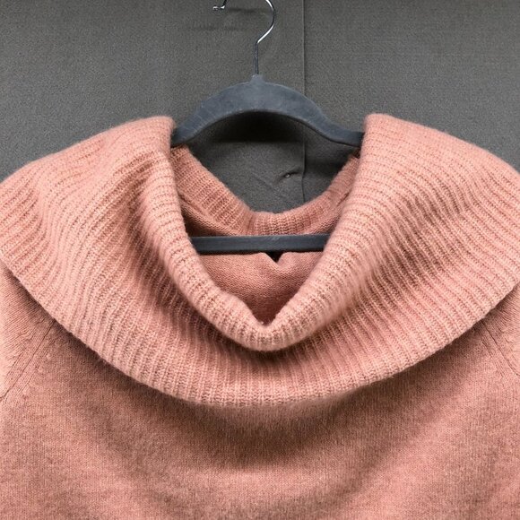 Uniqlo Wool Stretch Sweater Womens M Pink Cowl Neck Lightweight - Picture 3 of 12